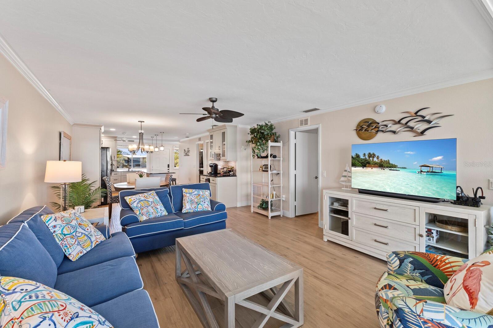 WESTBAY POINT & MOORINGS - Residential