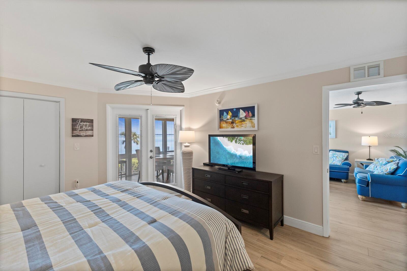 WESTBAY POINT & MOORINGS - Residential