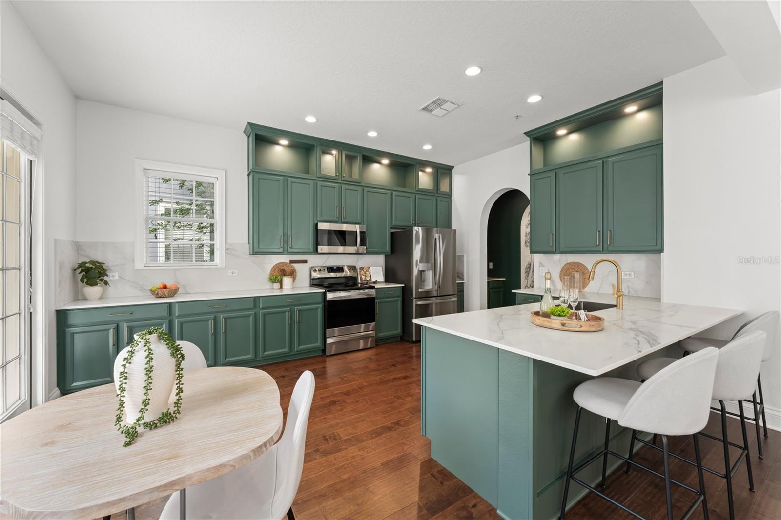 BALDWIN PARK - Residential