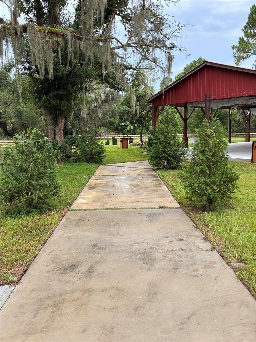 1575 W OSCEOLA ROAD