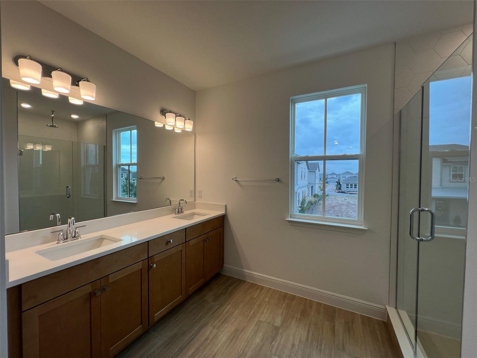 LAUREATE PARK - Residential Lease