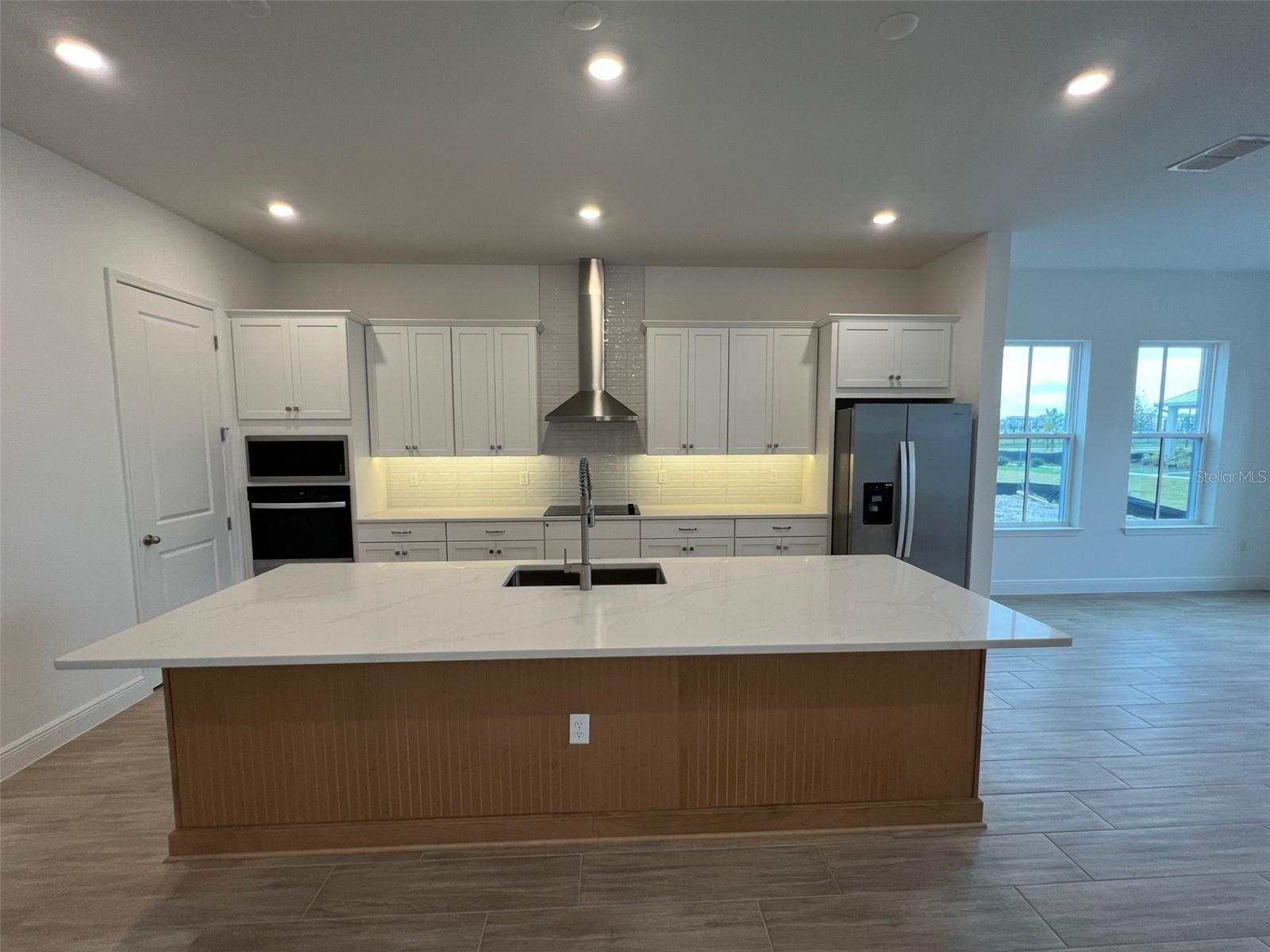 LAUREATE PARK - Residential Lease