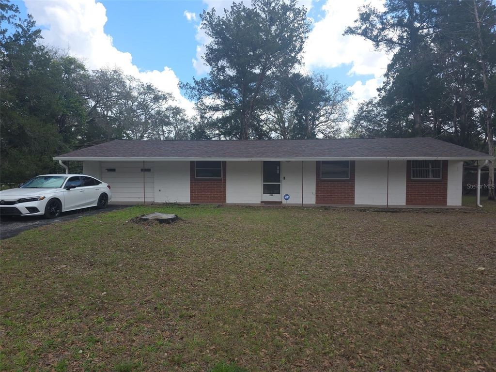 Photo of 220 Monroe Avenue, Brooksville, FL 34604 (MLS # TB8484617)