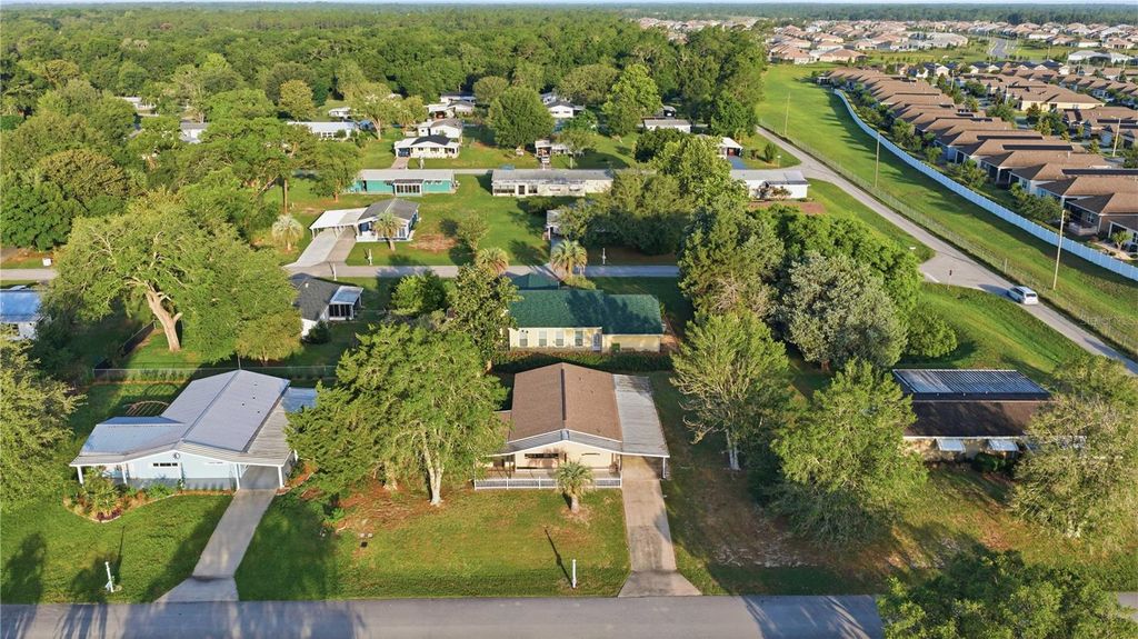 Photo of 10040 SW 98th Avenue, Ocala, FL 34481 (MLS # OM725355)