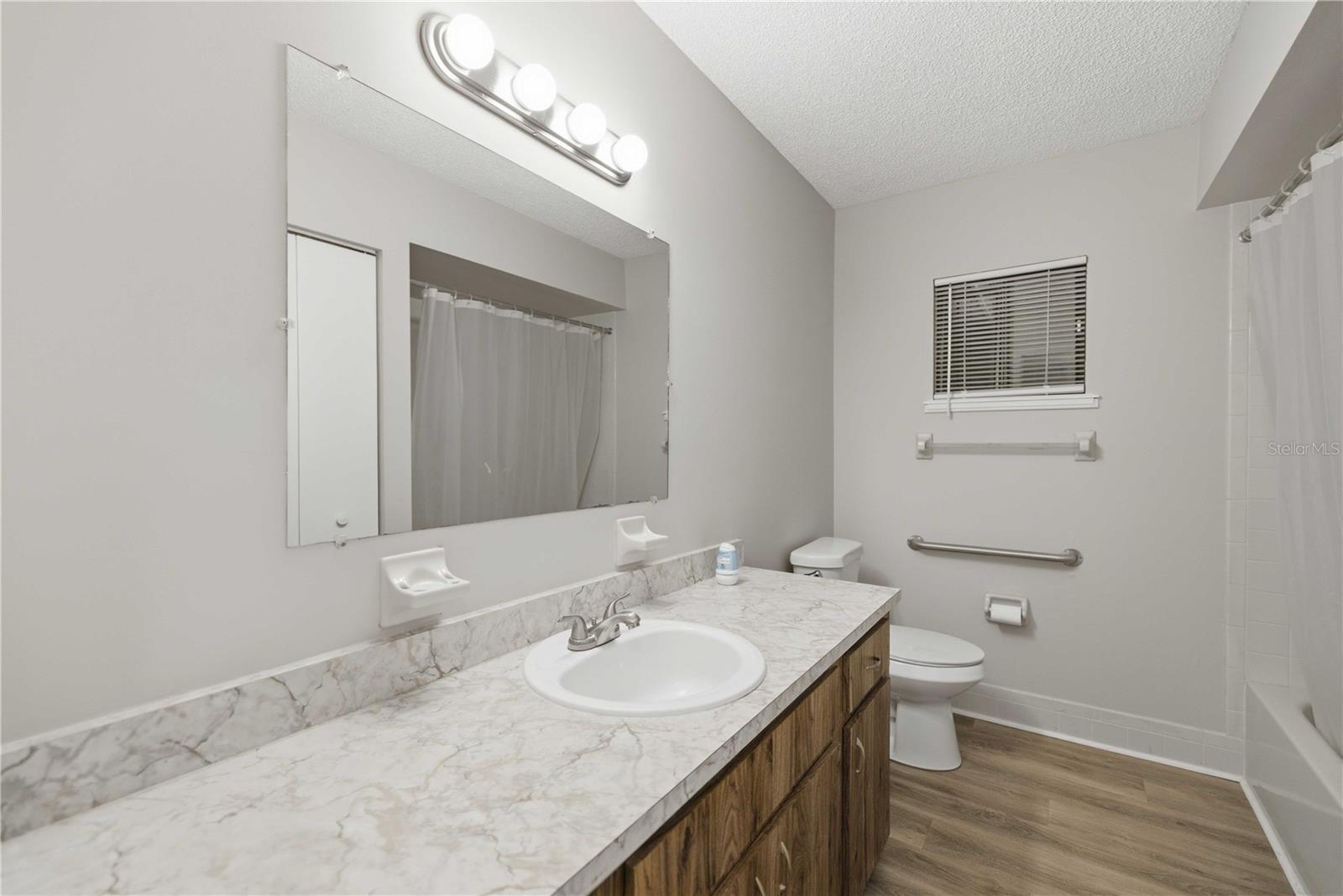 PINE RUN ESTATE - Residential