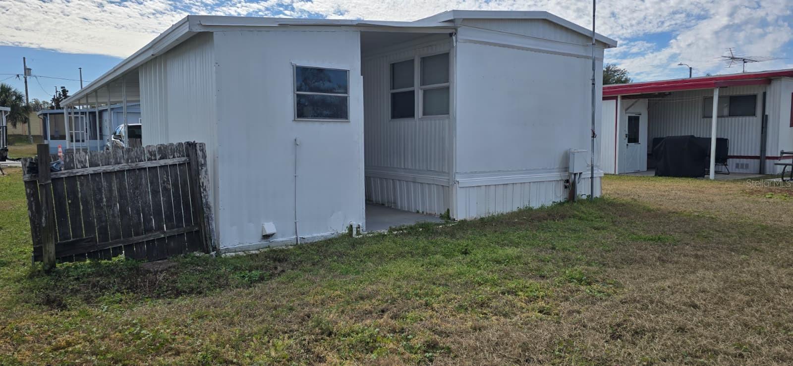 MANULKIN MH ESTATES - Residential