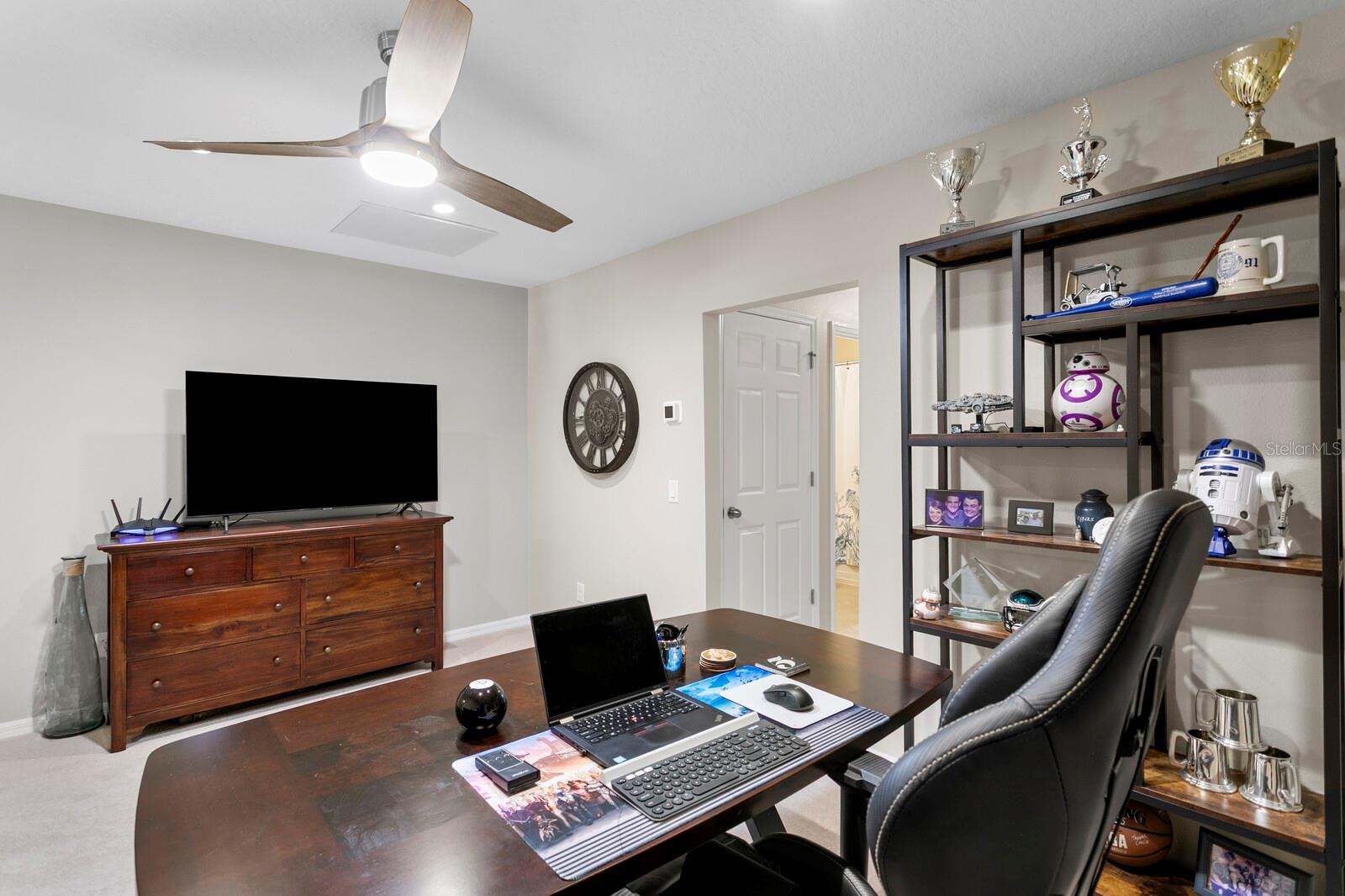 SOUTH HAMPTON - Residential