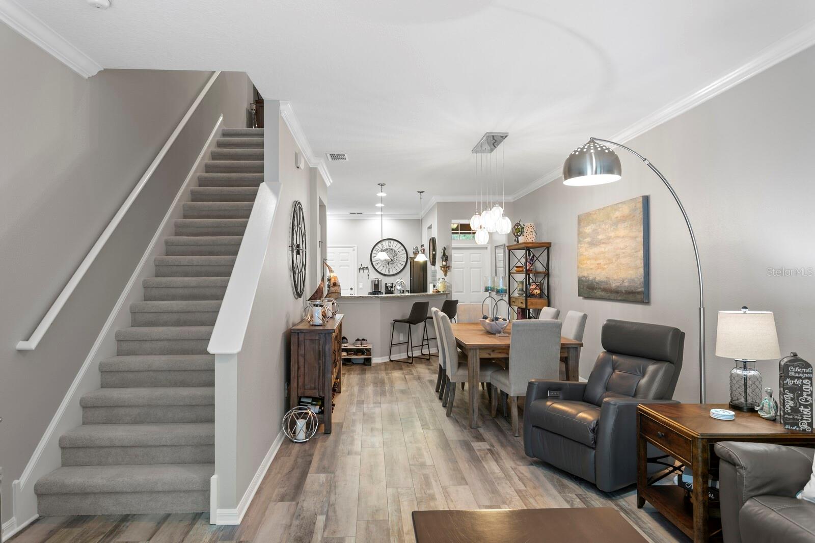 SOUTH HAMPTON - Residential