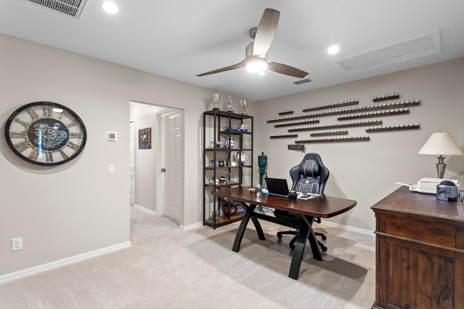 SOUTH HAMPTON - Residential