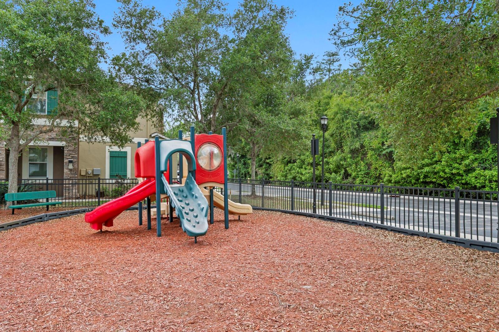 SOUTH HAMPTON - Residential