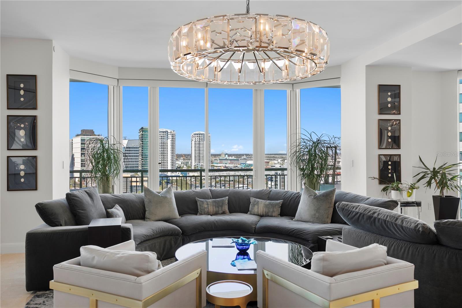 THE PLAZA HARBOUR ISLAND A CON - Residential