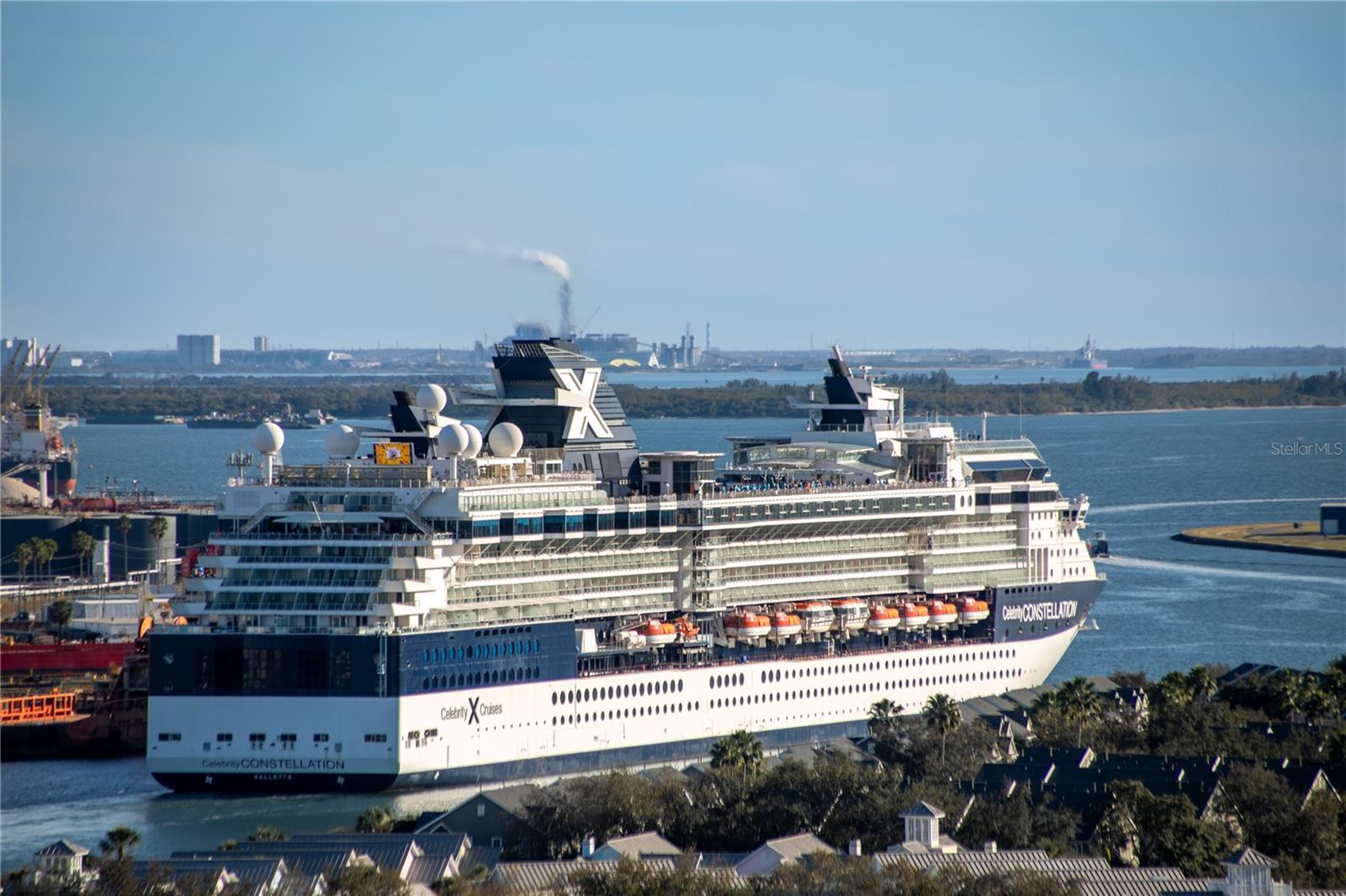 THE PLAZA HARBOUR ISLAND A CON - Residential