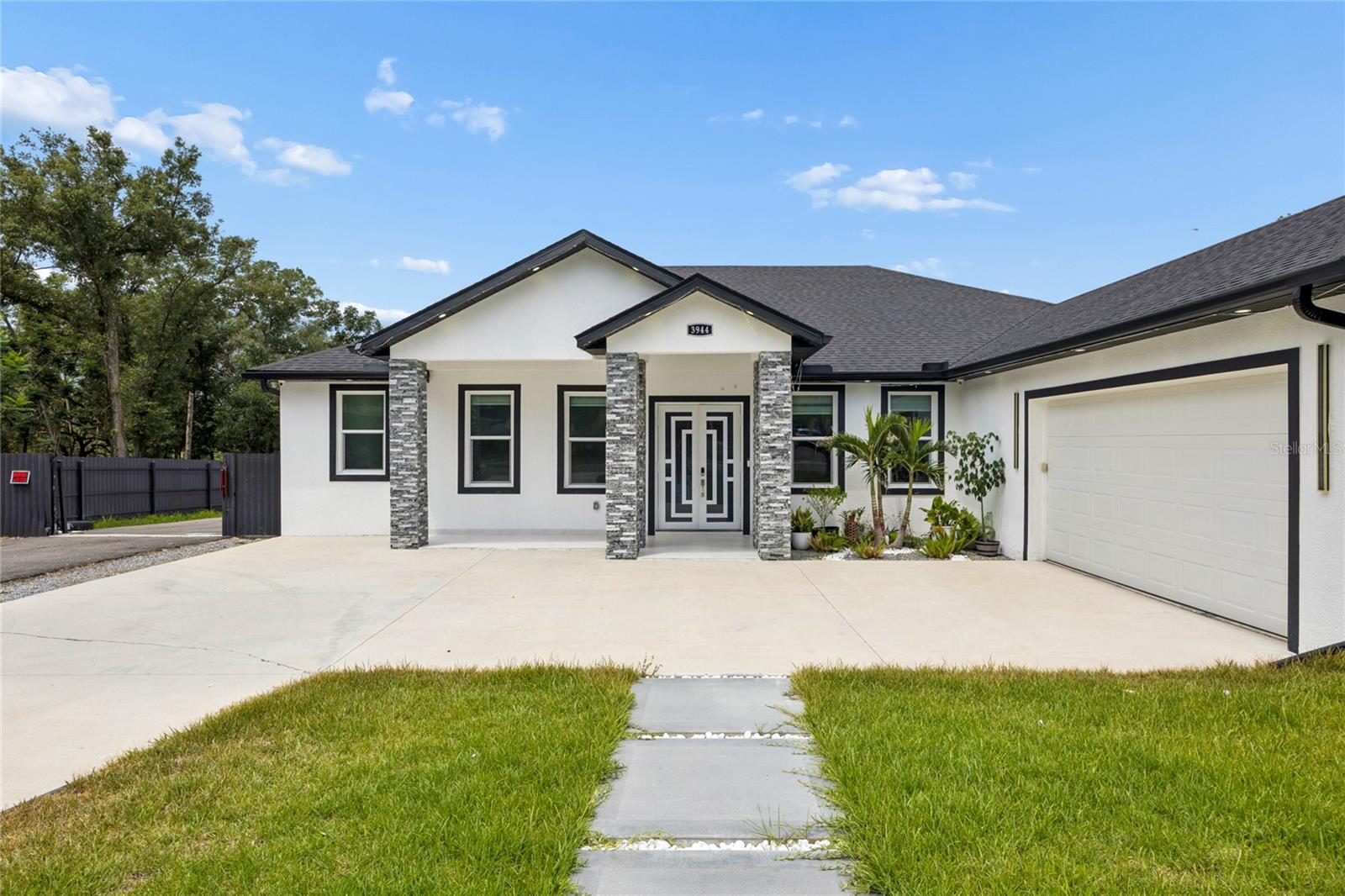 Search 1 3944 WHITE HERON DRIVE