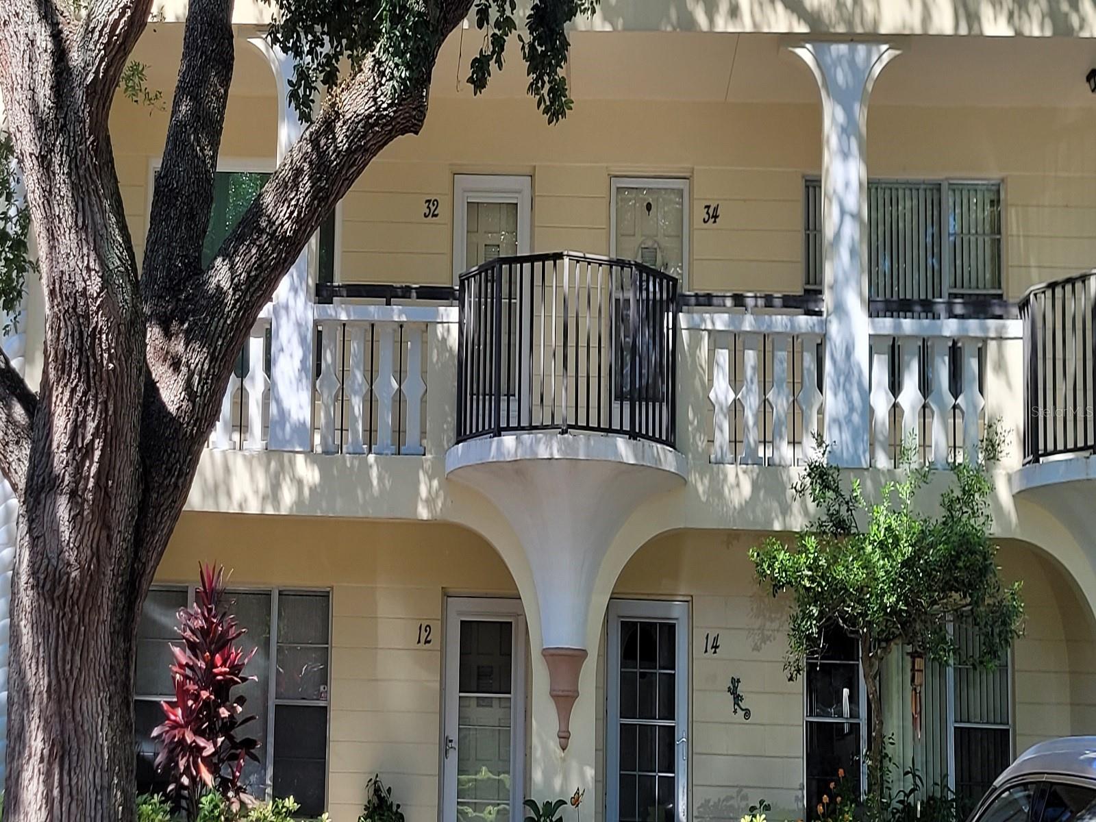 2298 NETHERLANDS DRIVE 32