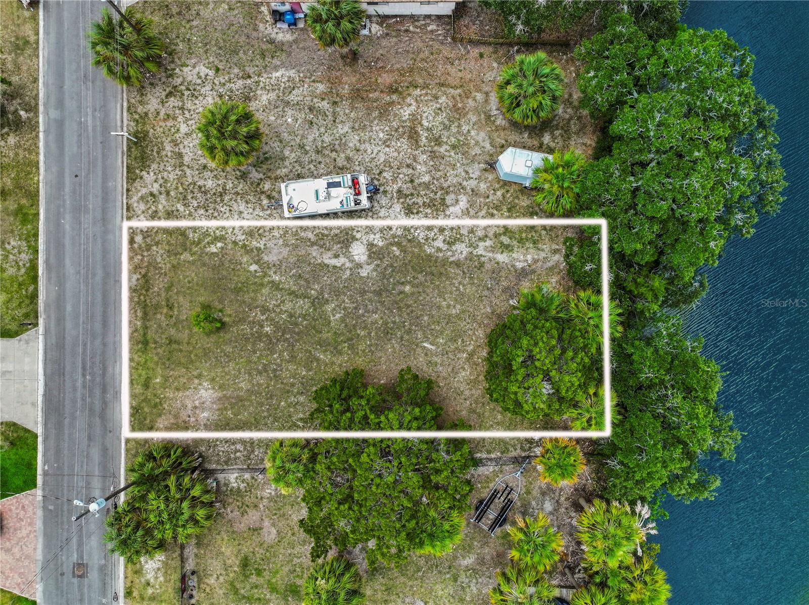 3240 SEA GRAPE DRIVE