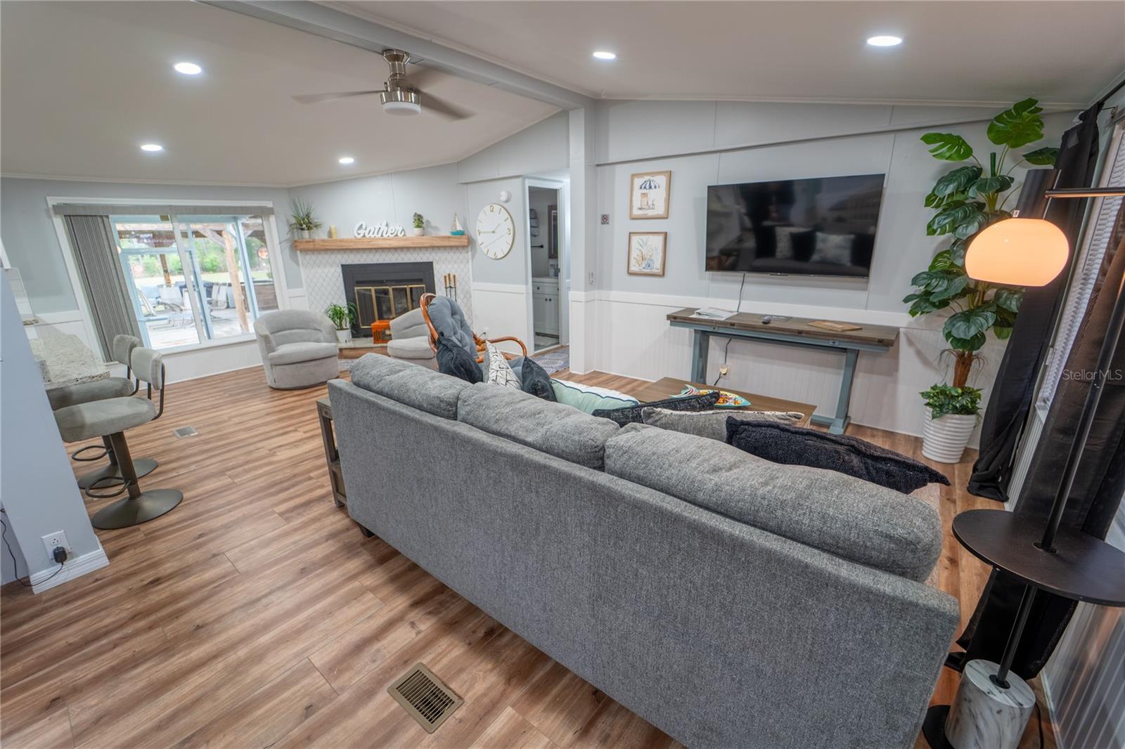 TEVALO HILLS UNIT 2 - Residential