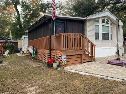 Photo of 25247 NE 141st Lane #248, Fort Mccoy, FL 32134 (MLS # OM721063)