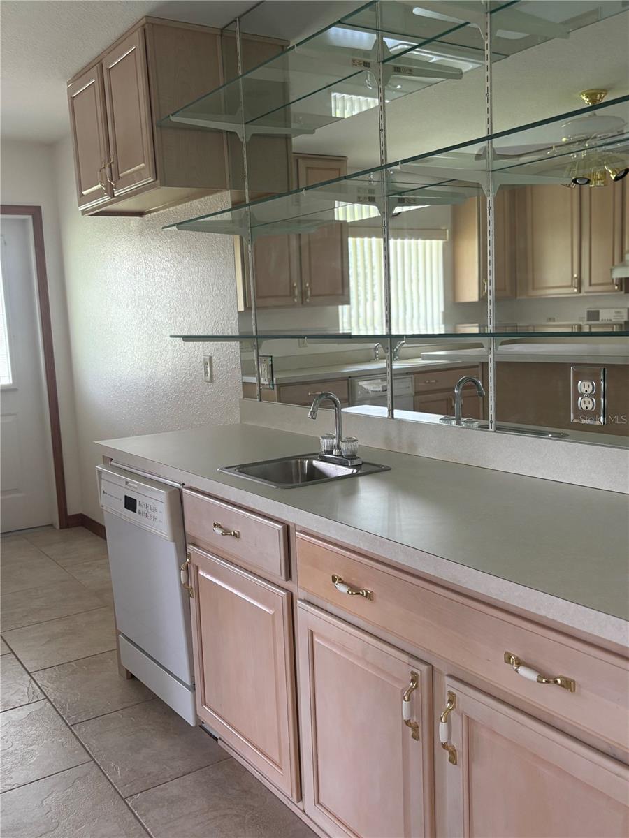 GOLF PARK 01 - Residential