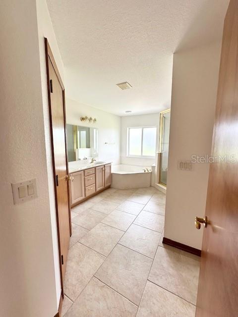 GOLF PARK 01 - Residential