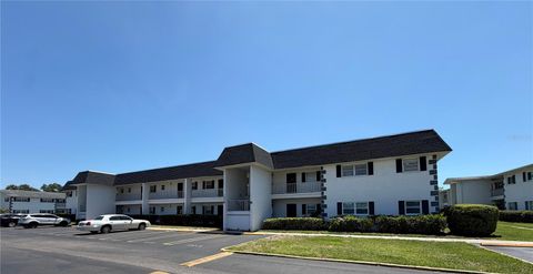 Photo of 102 46th Avenue Terrace W #403, Bradenton, FL 34207 (MLS # A4690394)