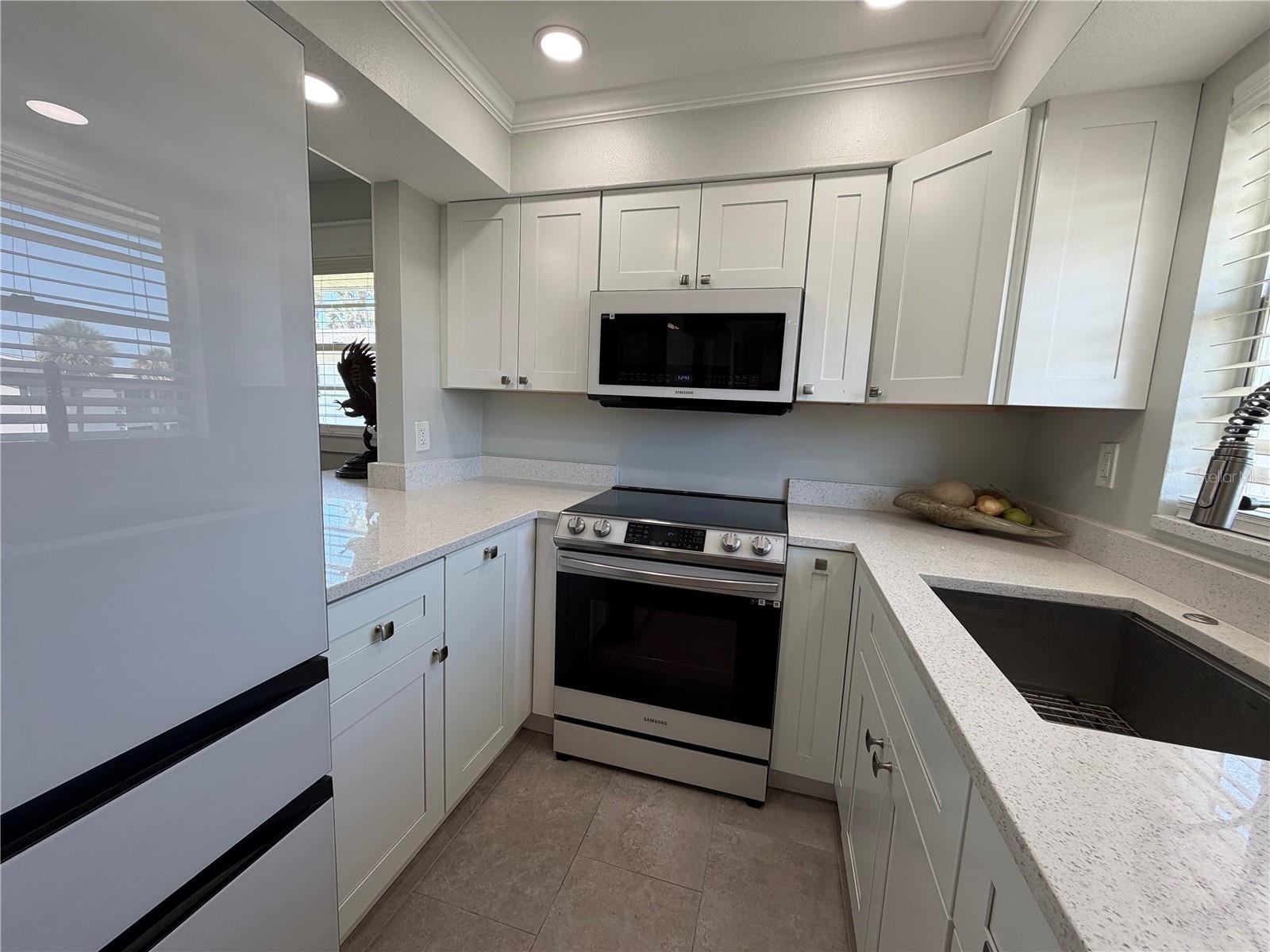 BURGUNDY UNIT ONE - Residential