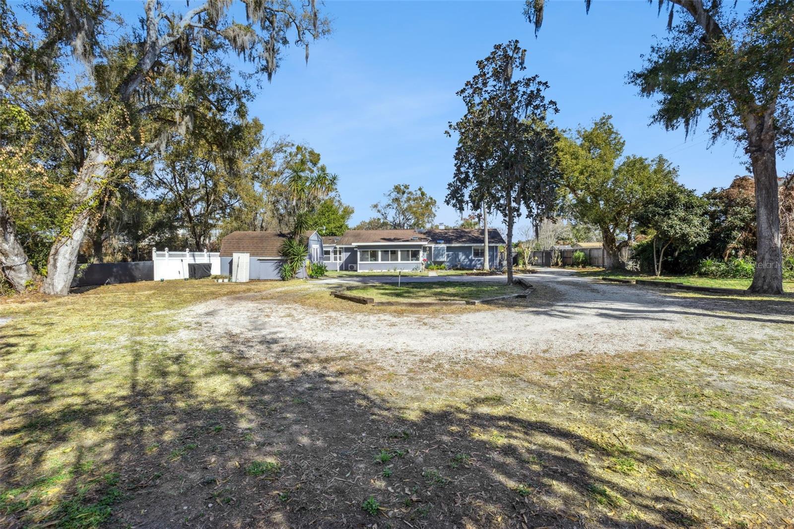 ACREAGE & UNREC - Residential