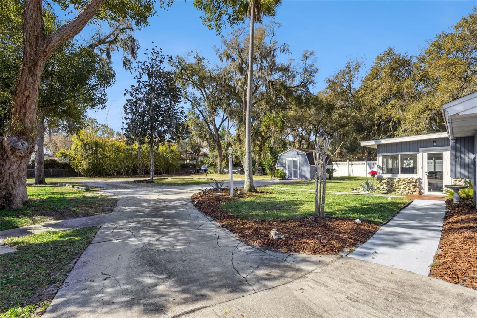 ACREAGE & UNREC - Residential