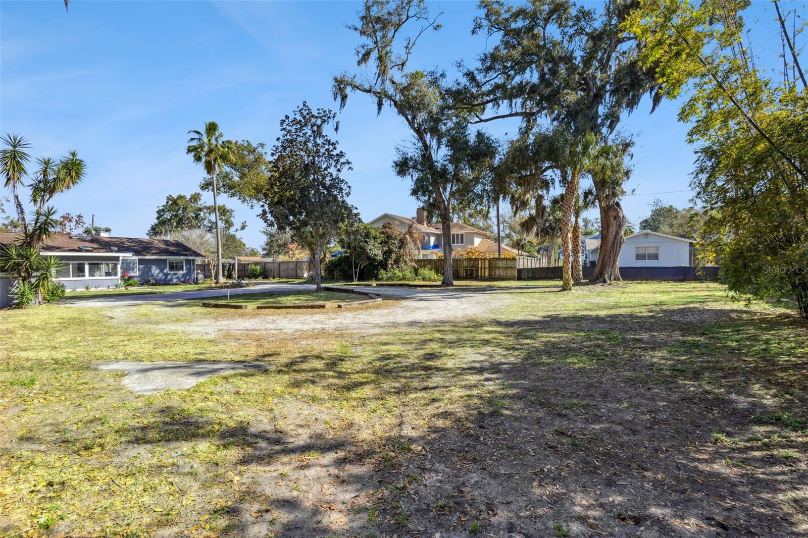 ACREAGE & UNREC - Residential