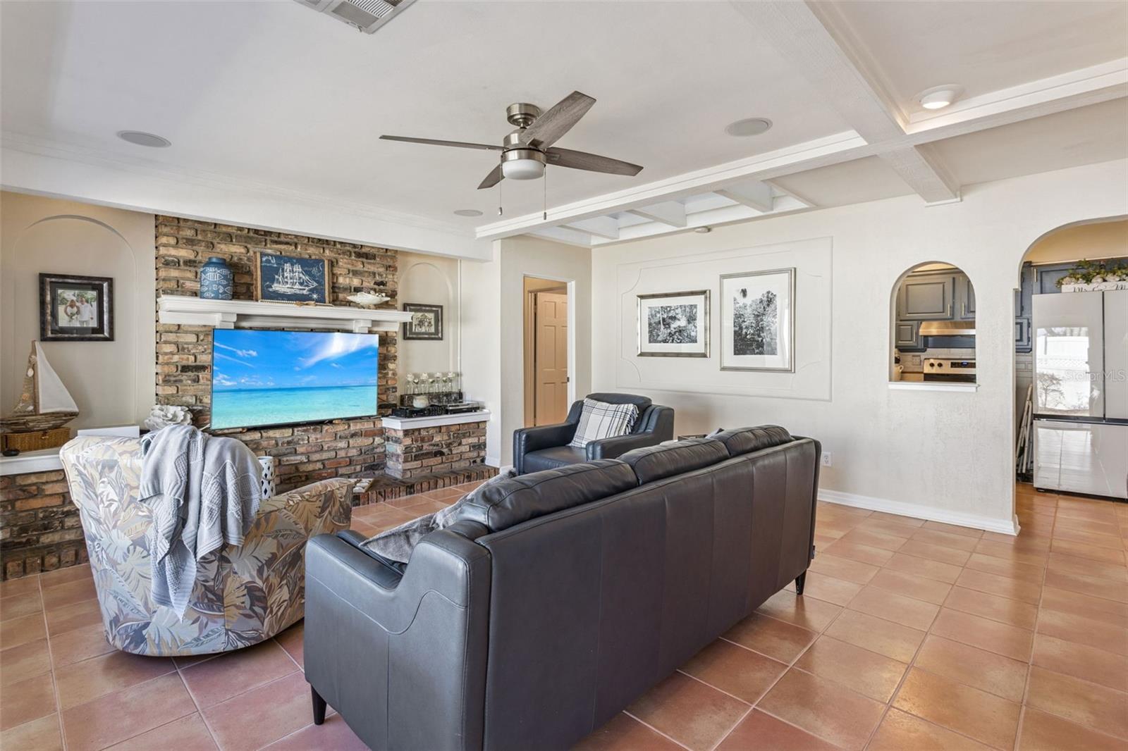 ACREAGE & UNREC - Residential