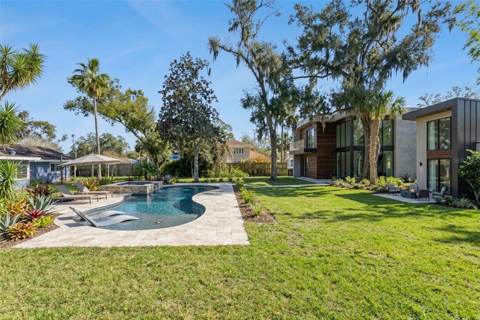 ACREAGE & UNREC - Residential