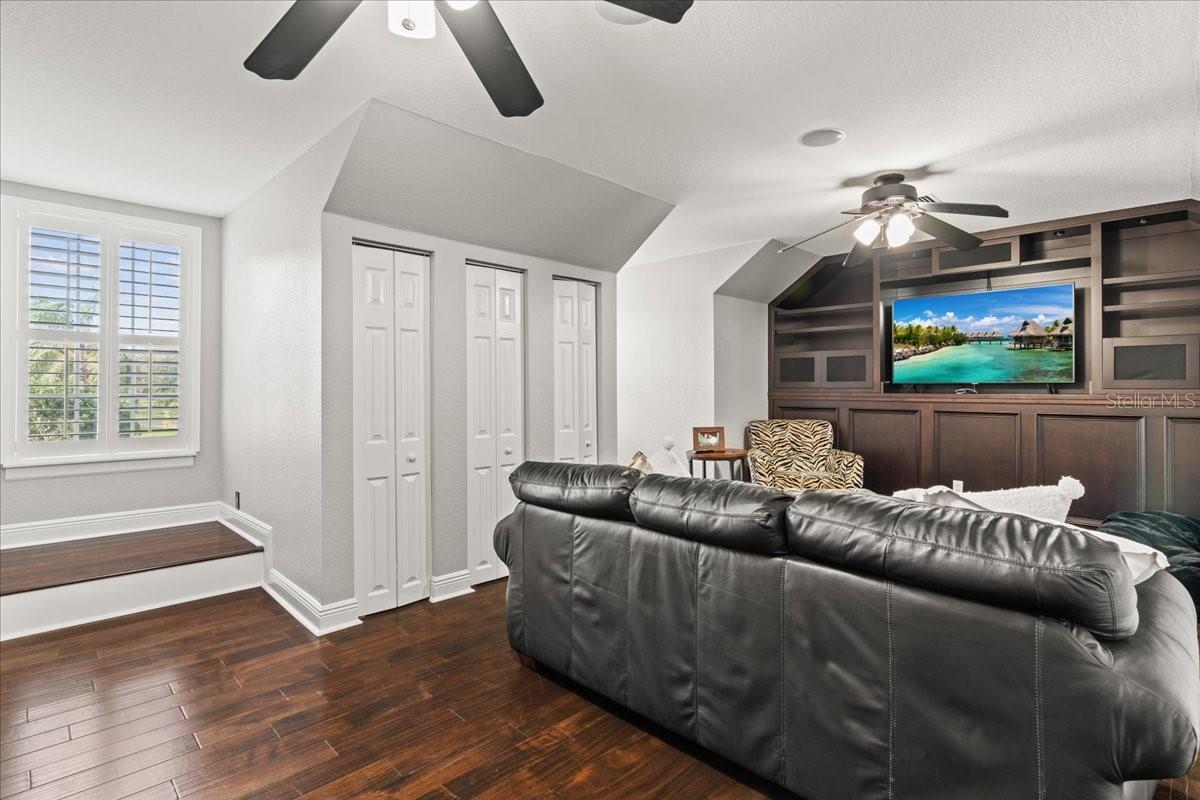 CHEVAL - Residential