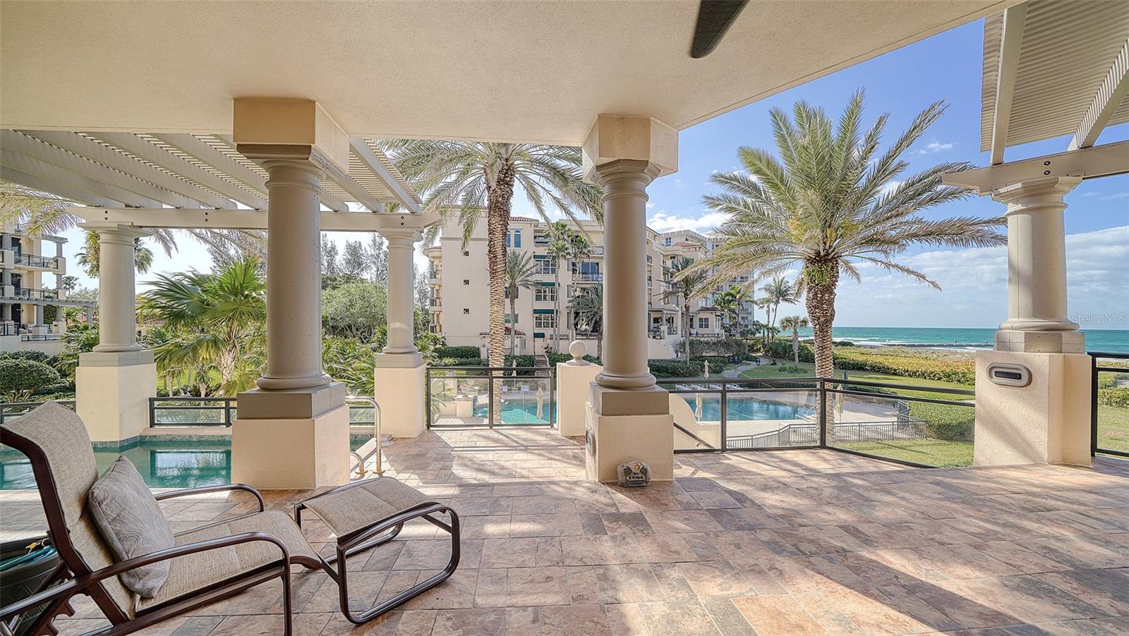 VIZCAYA AT LONGBOAT KEY PH 01 - Residential