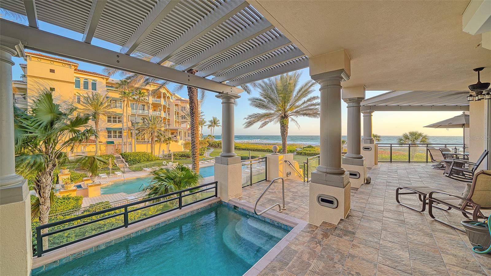 VIZCAYA AT LONGBOAT KEY PH 01 - Residential