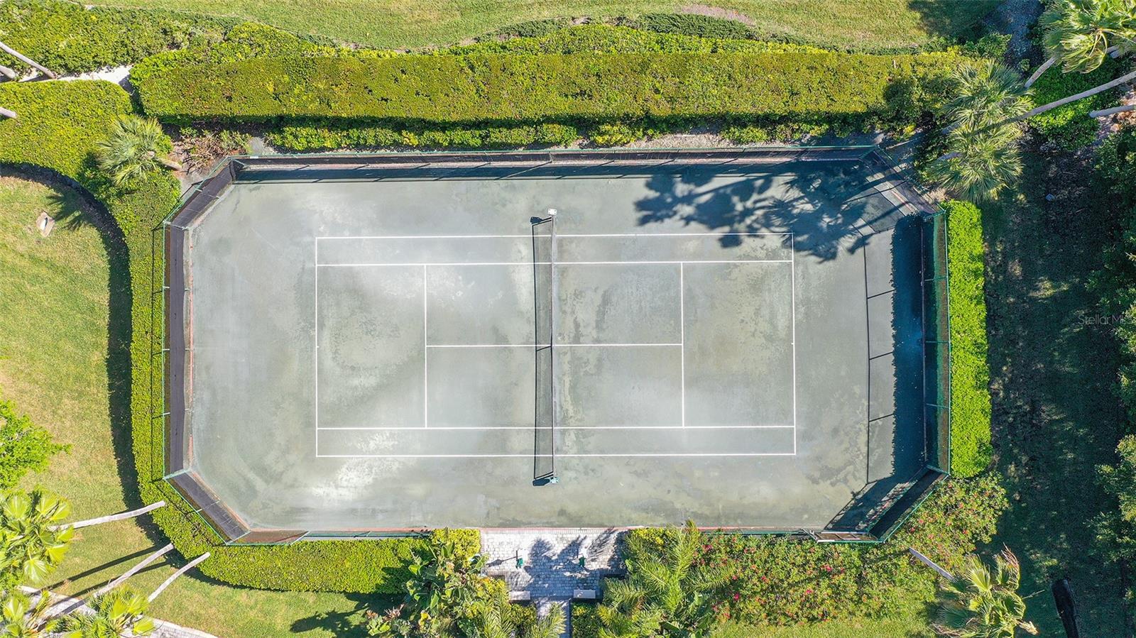 VIZCAYA AT LONGBOAT KEY PH 01 - Residential