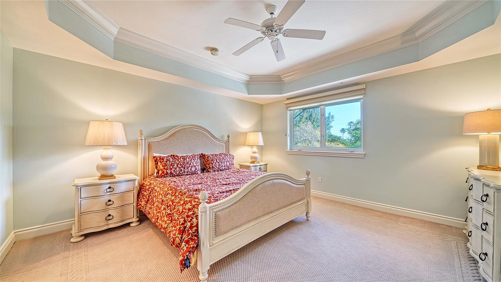 VIZCAYA AT LONGBOAT KEY PH 01 - Residential