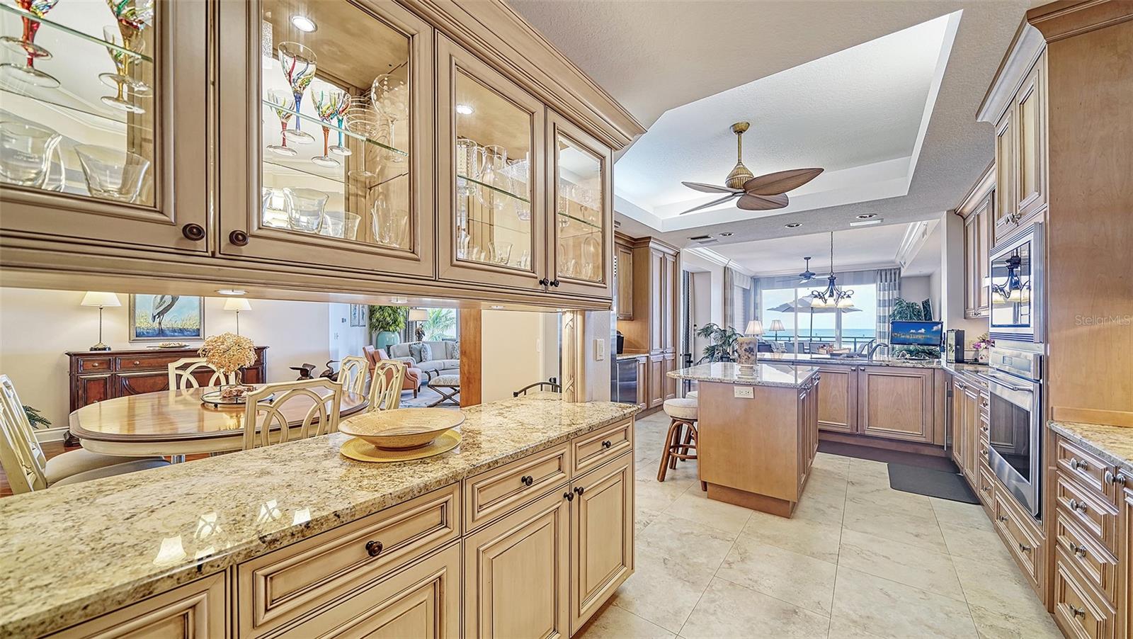 VIZCAYA AT LONGBOAT KEY PH 01 - Residential