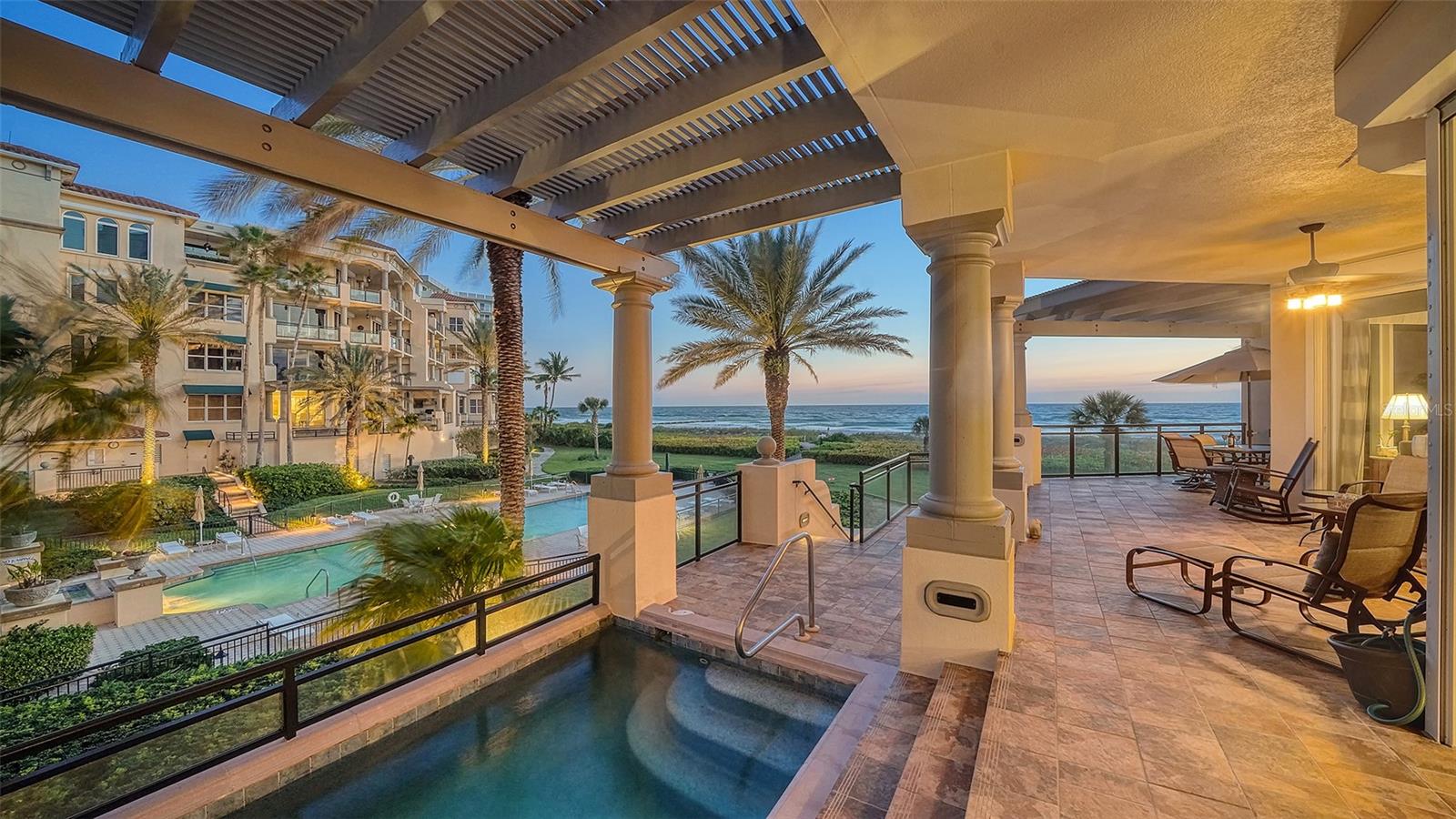 VIZCAYA AT LONGBOAT KEY PH 01 - Residential