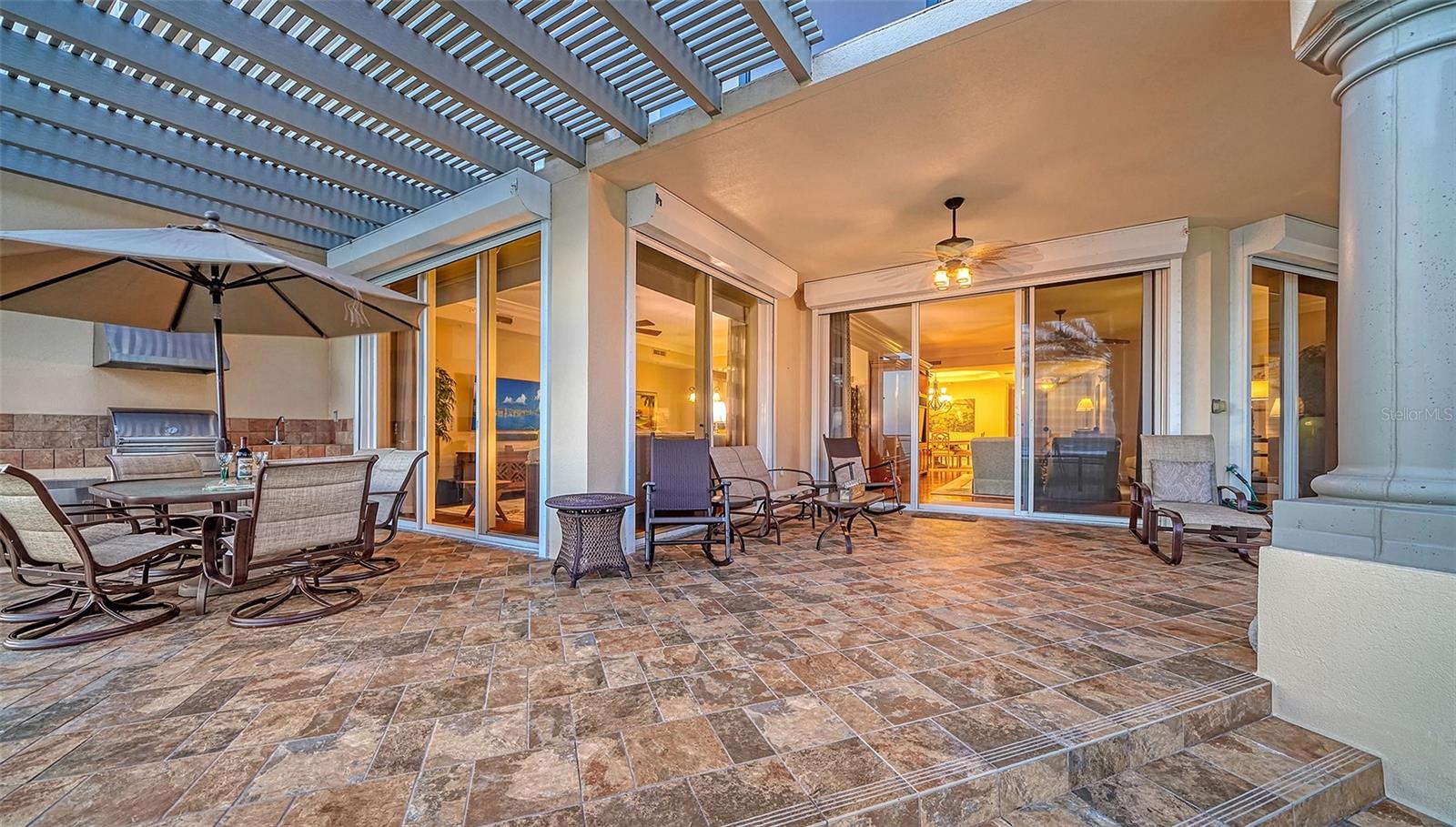 VIZCAYA AT LONGBOAT KEY PH 01 - Residential