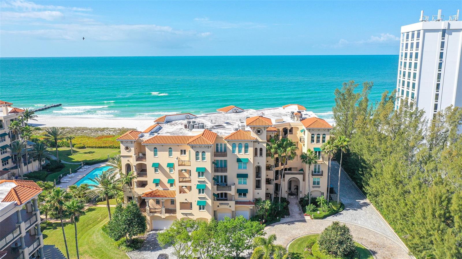VIZCAYA AT LONGBOAT KEY PH 01 - Residential