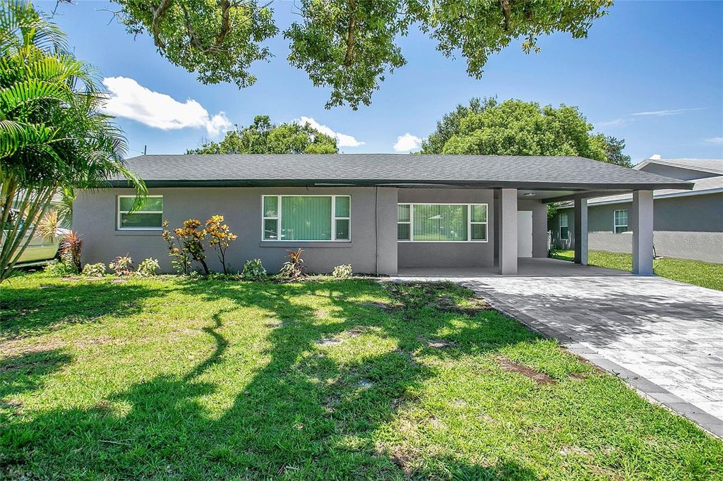 Photo of 1118 Tennessee Avenue, Saint Cloud, FL 34769 (MLS # S5137607)