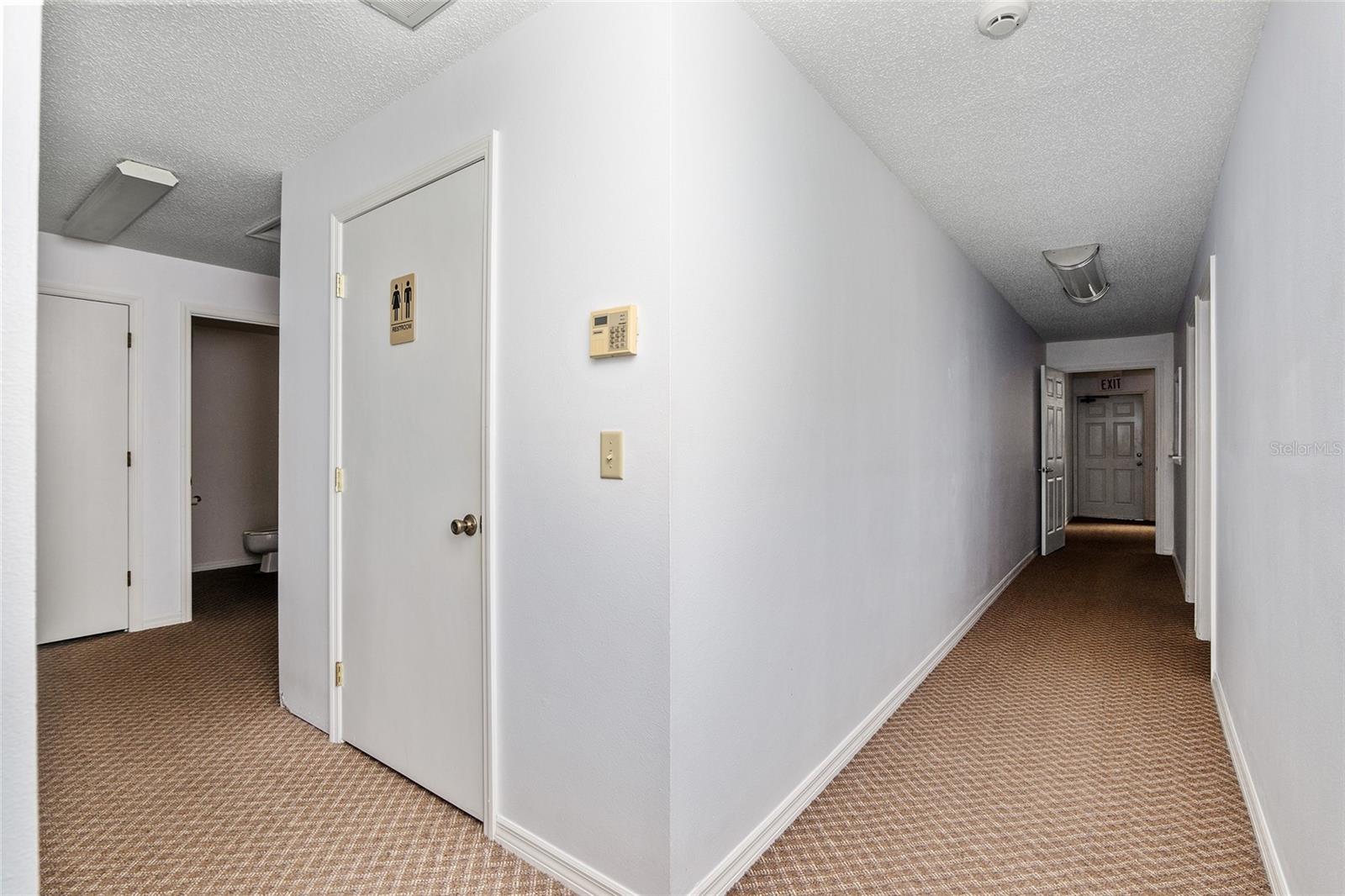 STARTING GATE OFFICE COMPLEX - Commercial Lease