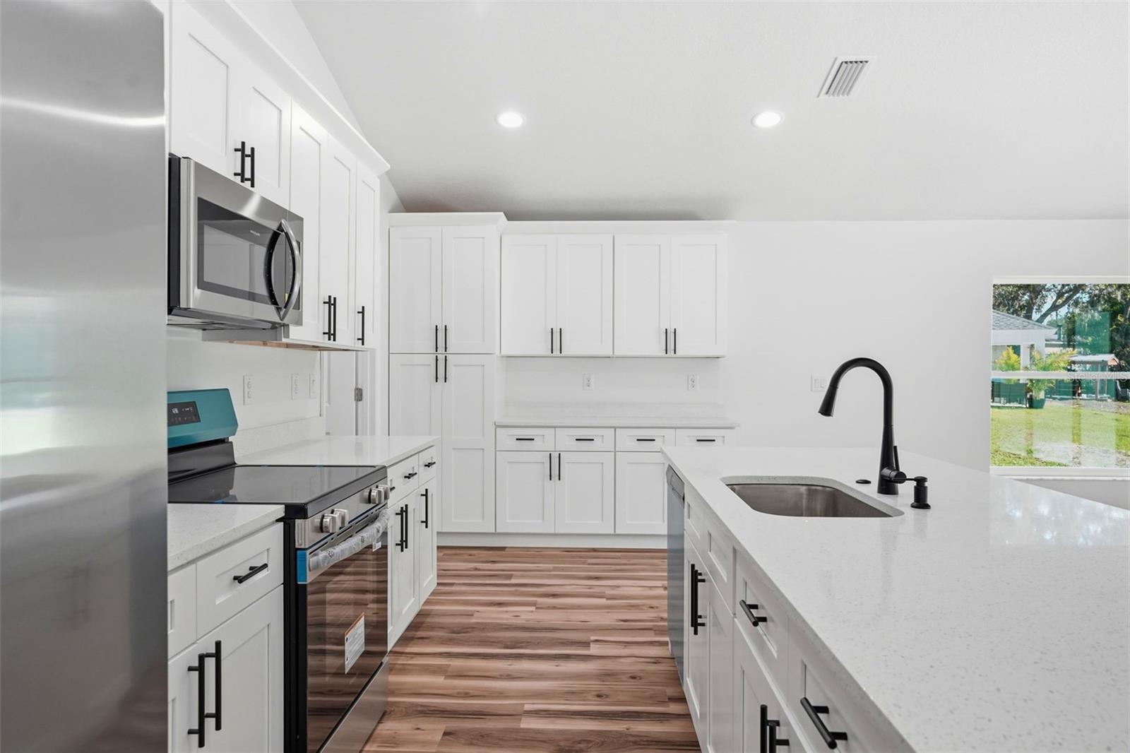 HIGHLAND LAKES - Residential