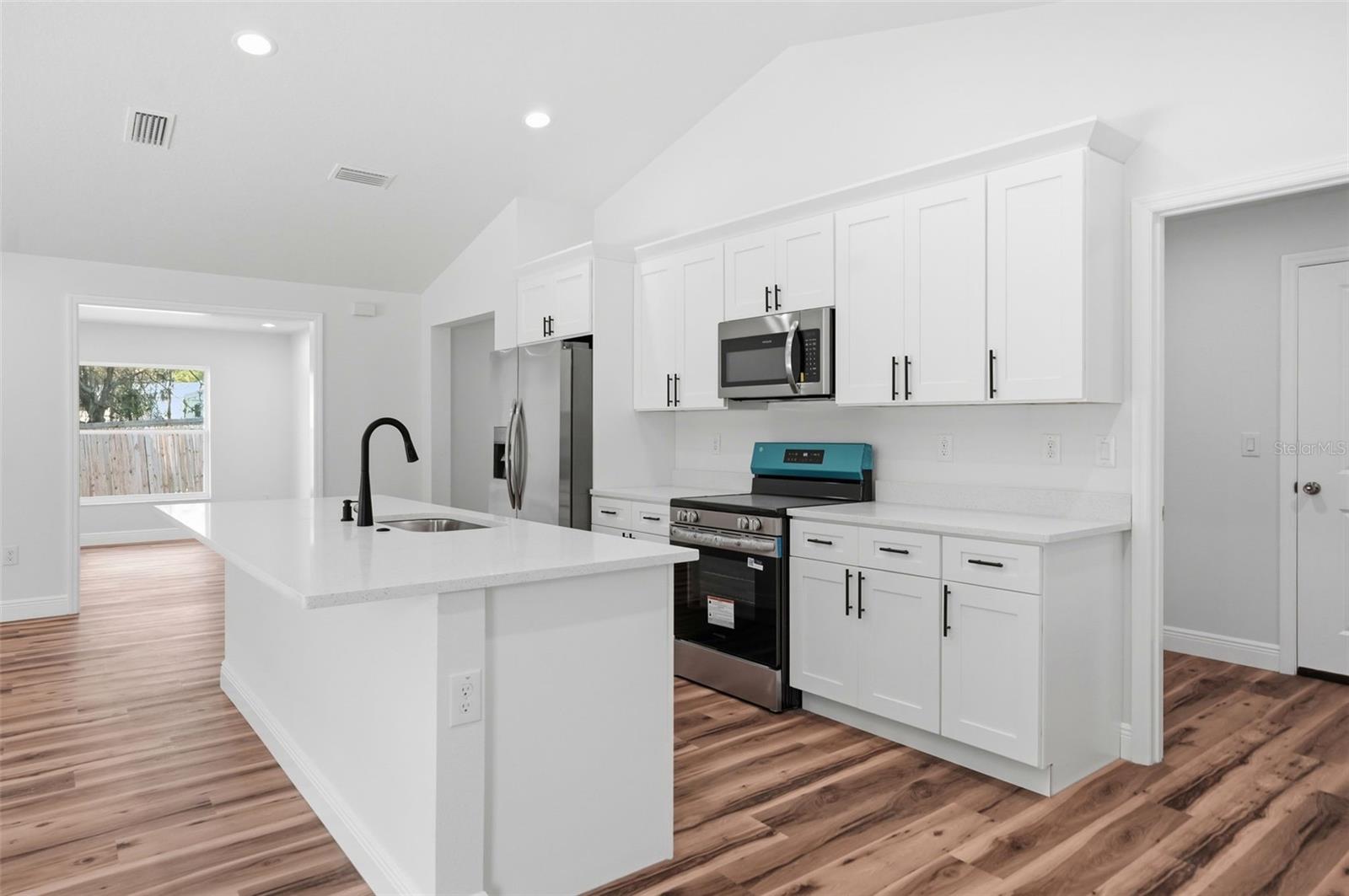 HIGHLAND LAKES - Residential