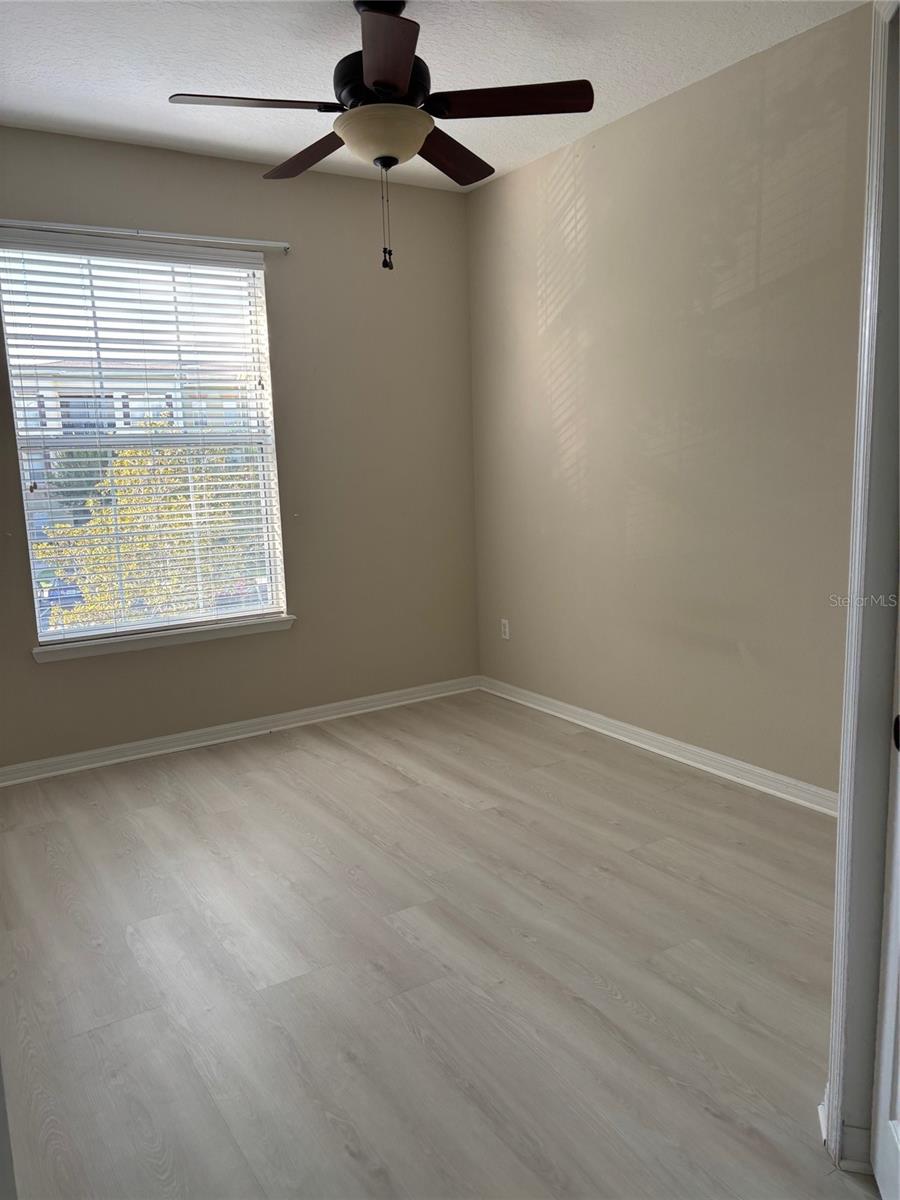 LAKESIDE/LKS/WINDERMERE - Residential Lease
