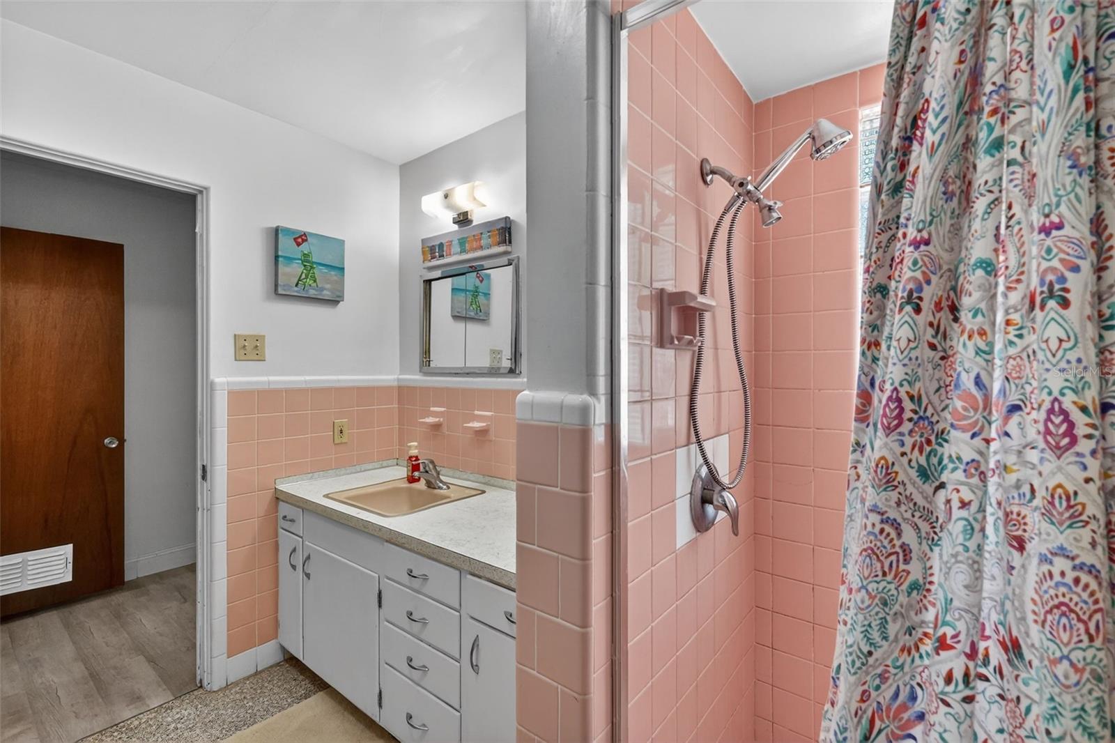 SILVER BEACH HEIGHTS - Residential