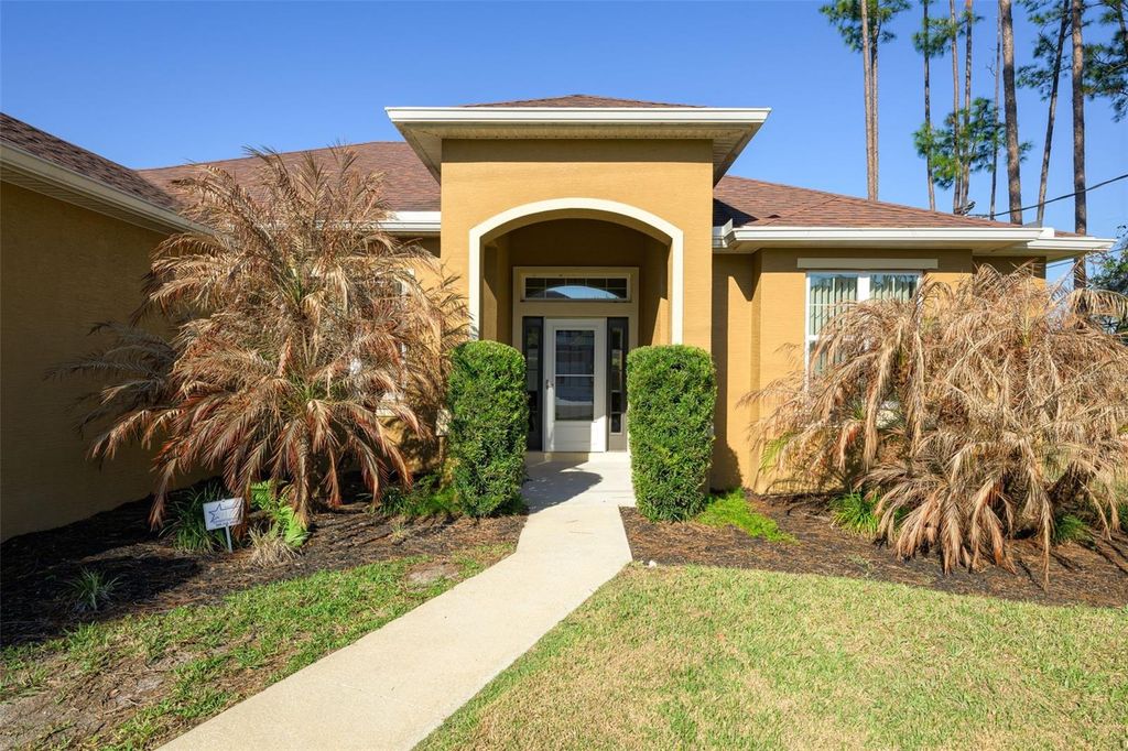 Photo of 3 Lake Charles Place, Palm Coast, FL 32137 (MLS # FC317117)