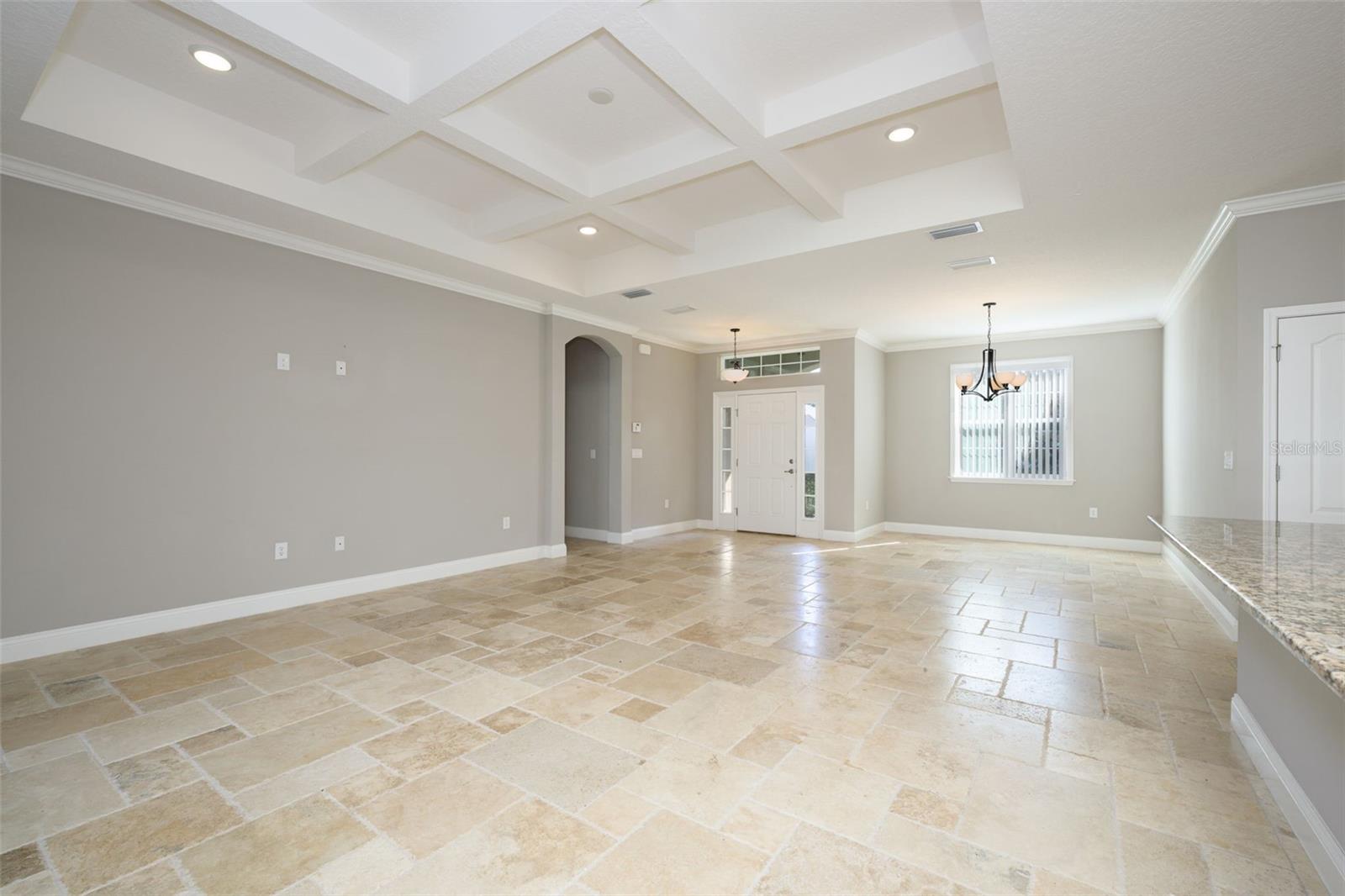 LAKE SUCCESS - Residential