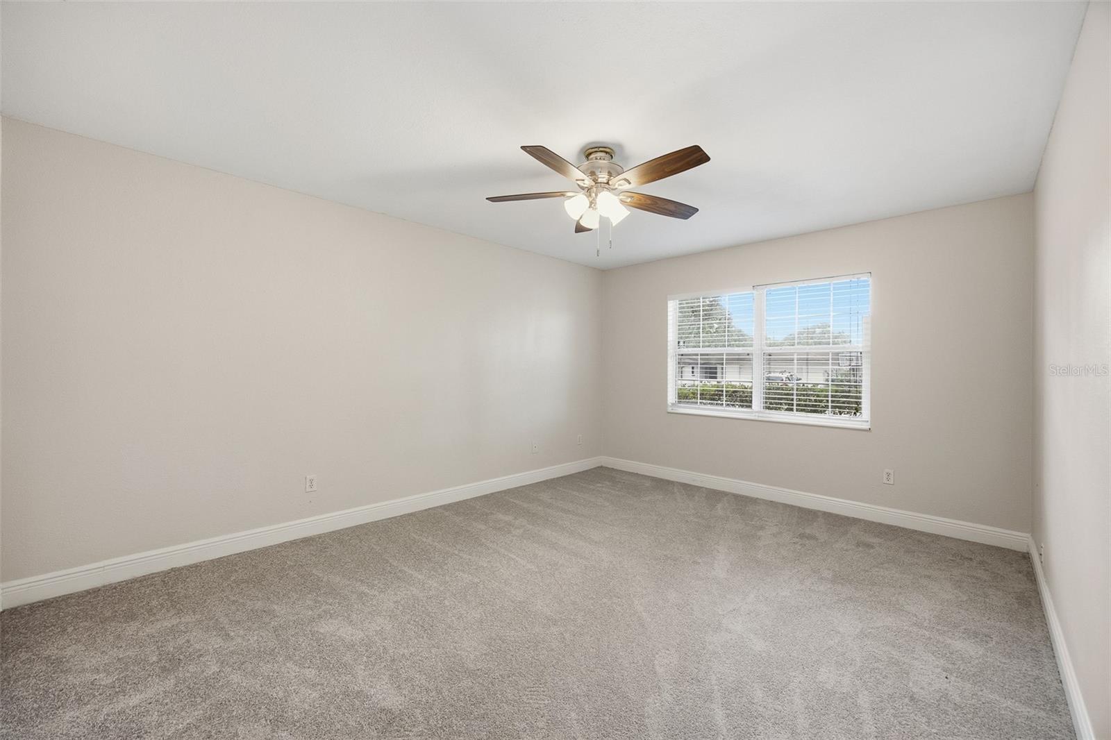 PRIMA VISTA - Residential