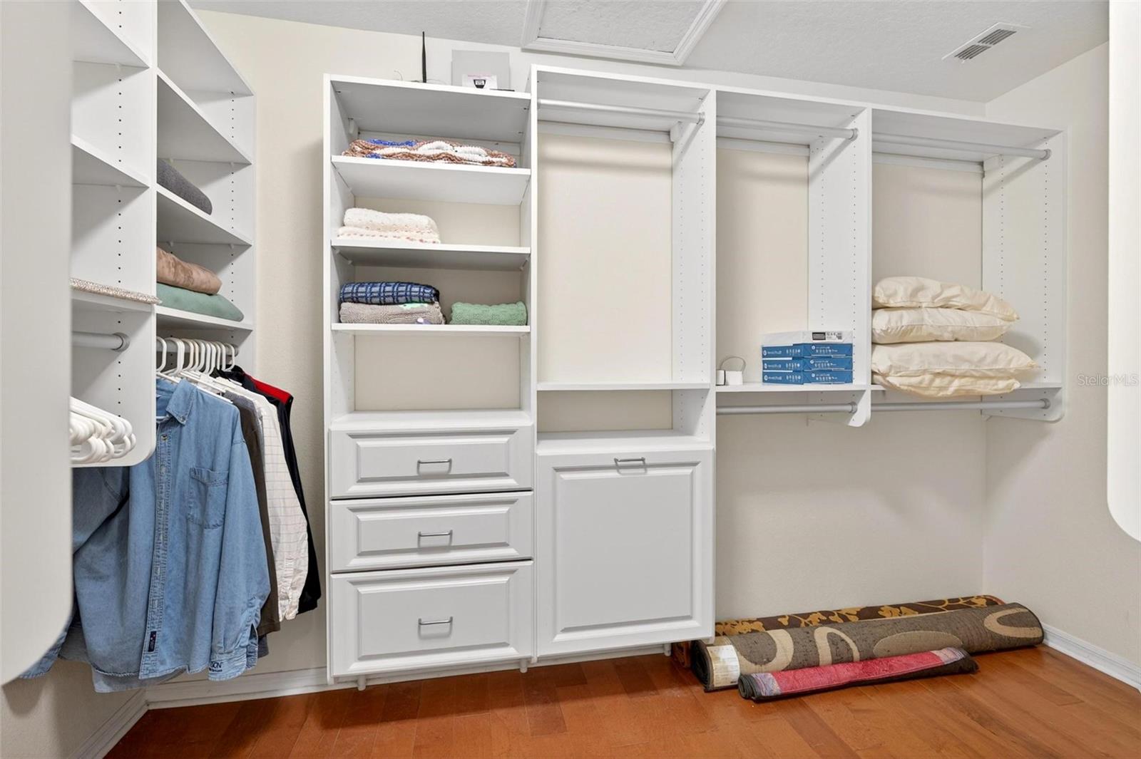 WOODBRIDGE LAKES UNIT 2C - Residential