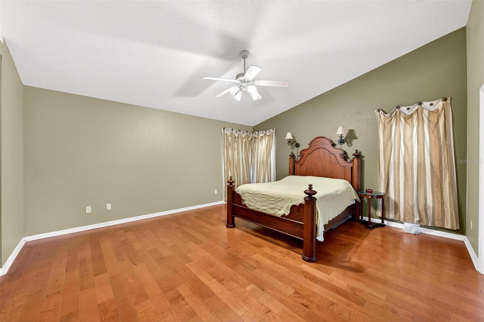 WOODBRIDGE LAKES UNIT 2C - Residential